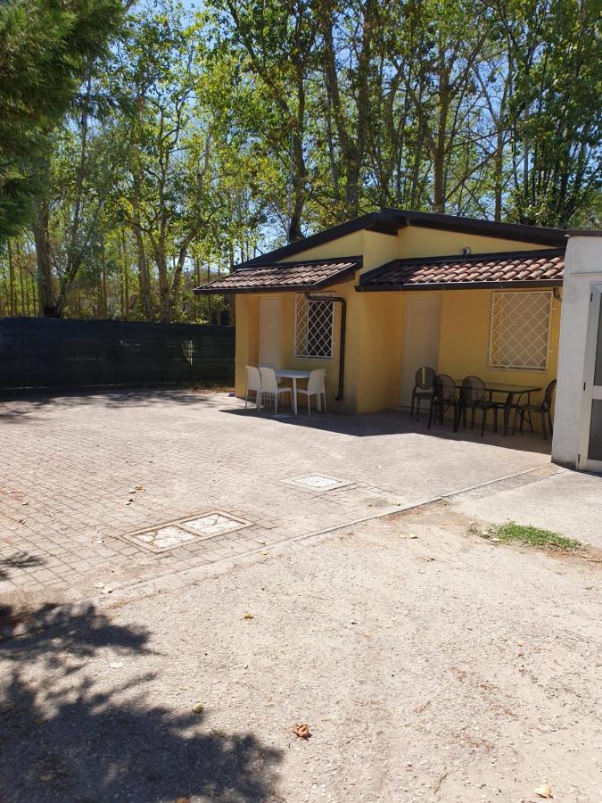 Residence Natura Beach Lido di Volano Exteriör bild